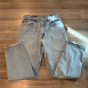 Levi's Women’s Classic Light Denim Straight Jeans